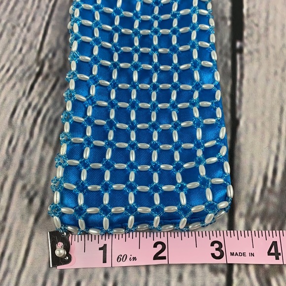 BEAUTIFULLY Beaded Blue/White Shoulder/Crossbody Mini Bag - Picture 8 of 17